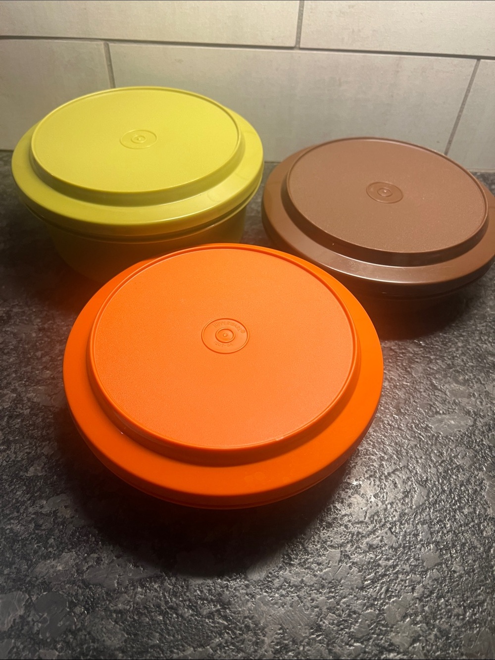 Set of 3 Tupperware Seal N Serve Bowls. Colorful Plastic Food Storage like new